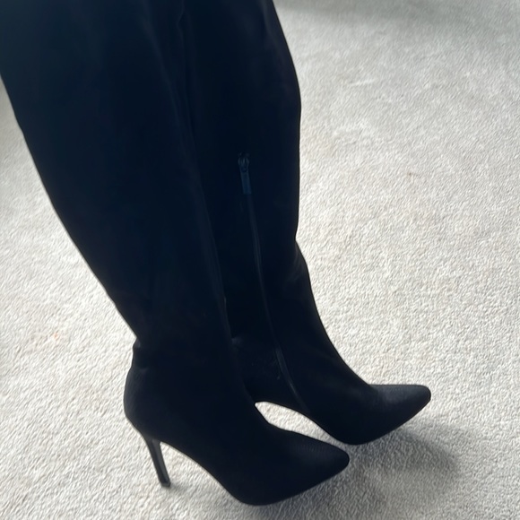 Suede knee high boots - Picture 2 of 4